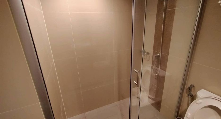 For rent studio condo in Phra Khanong, Bangkok