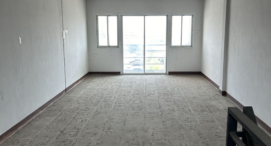 For sale retail Space in Bang Lamung, Chonburi