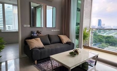 Condo en alquiler de 2 habitaciones en Huai Khwang, Bangkok