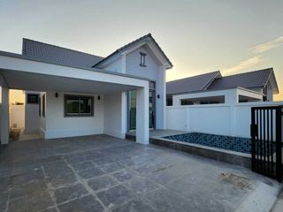 Villa en venta de 3 habitaciones en Pran Buri, Prachuap Khiri Khan