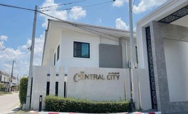 For sale 2 bedrooms townhouse in Si Racha, Chonburi