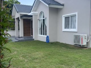 ขาย และ ให้เช่า 2 ห้องนอน บ้านเดี่ยว ใน ถลาง, ภูเก็ต