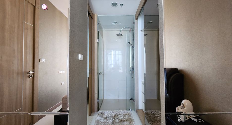 Condo en alquiler de 1 habitaciones en Bang Lamung, Chonburi