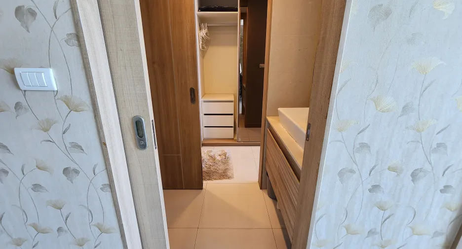 For rent 1 bed condo in Bang Lamung, Chonburi