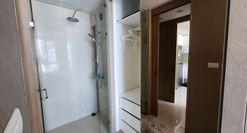 Condo en alquiler de 1 habitaciones en Bang Lamung, Chonburi