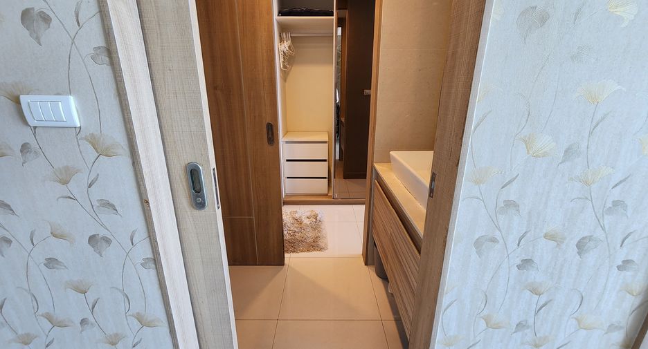 Condo en alquiler de 1 habitaciones en Bang Lamung, Chonburi