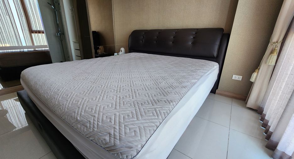 Condo en alquiler de 1 habitaciones en Bang Lamung, Chonburi