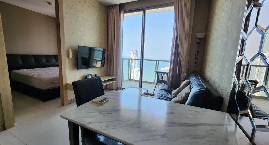 For rent 1 bed condo in Bang Lamung, Chonburi