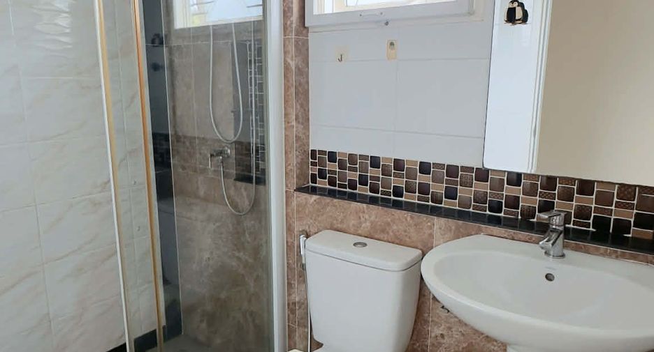 Casa en venta de 4 habitaciones en Prawet, Bangkok