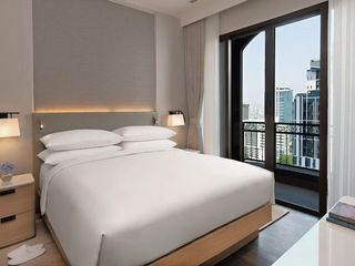 À louer 2 chambres appartement à Phra Khanong, Bangkok