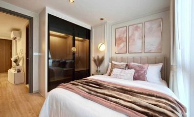 For rent 2 bedrooms condo in Bang Rak, Bangkok