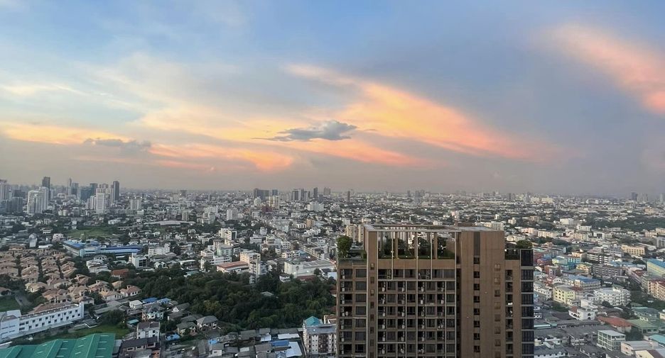Condo en alquiler de 1 habitaciones en Khlong Toei, Bangkok