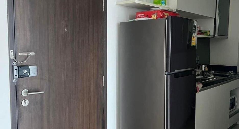 Condo en alquiler de 1 habitaciones en Khlong Toei, Bangkok