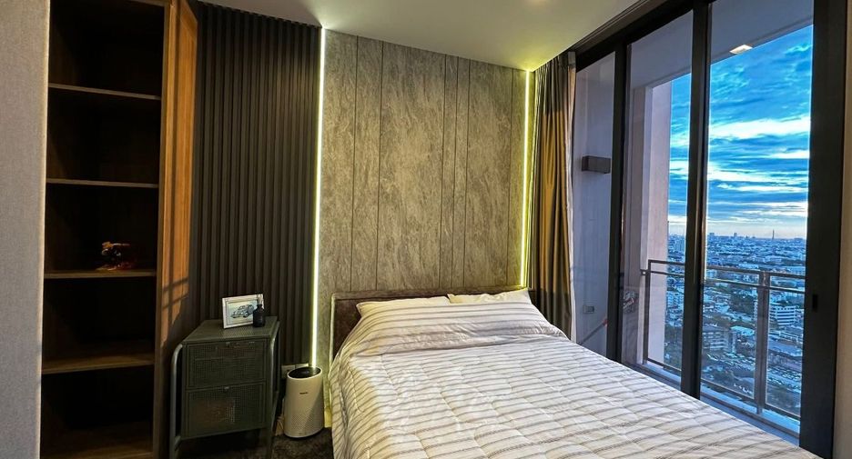 For rent 1 bed condo in Phaya Thai, Bangkok