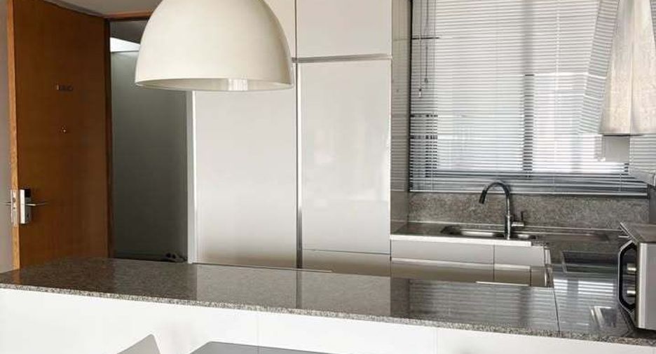For rent 2 bedrooms condo in Sathon, Bangkok