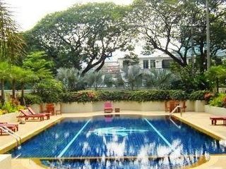 For rent 2 bedrooms condo in Pathum Wan, Bangkok