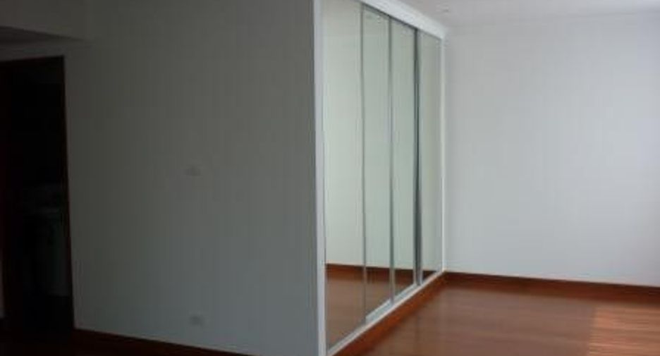 For rent 2 ベッドルーム condo in Pathum Wan, Bangkok