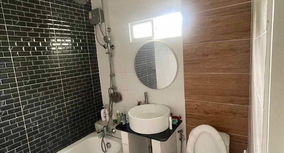 Casa en venta de 3 habitaciones en Bang Lamung, Chonburi