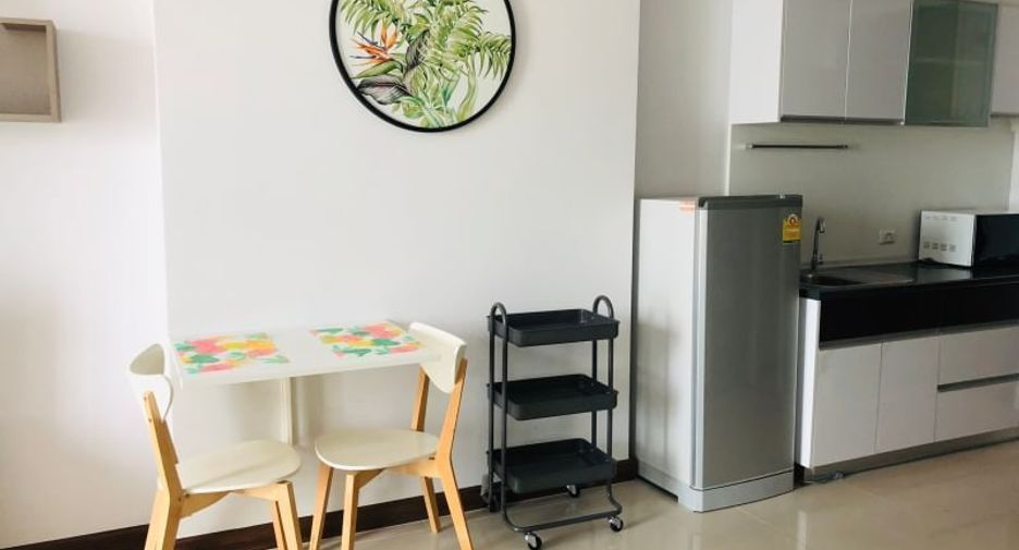 For rent スタジオ condo in Watthana, Bangkok