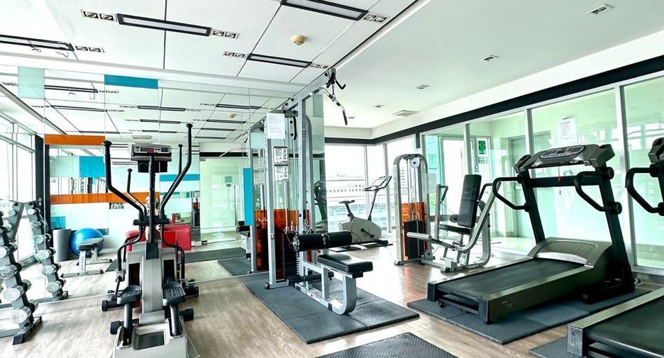 For rent studio condo in Phra Khanong, Bangkok