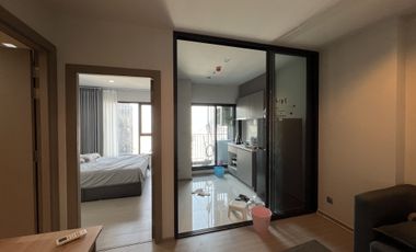 For rent 1 bed condo in Huai Khwang, Bangkok