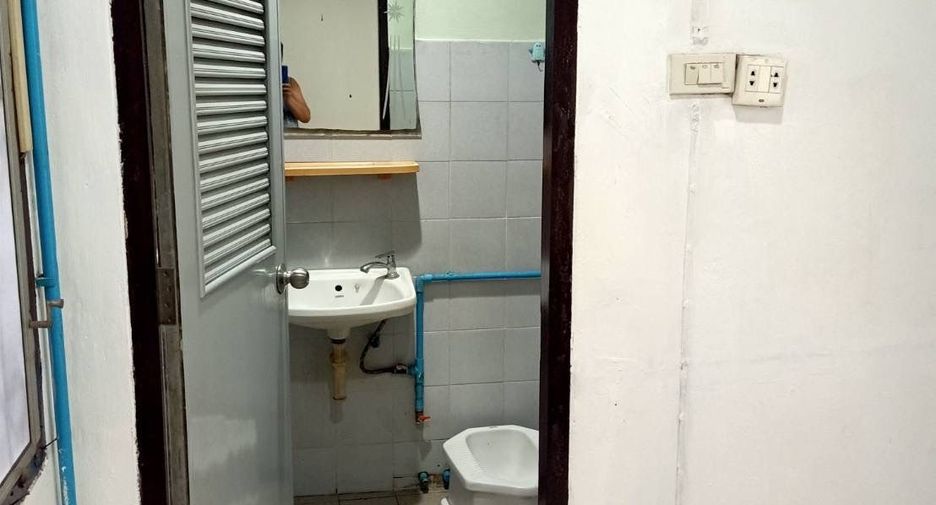 For sale 2 bedrooms townhouse in Min Buri, Bangkok