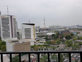 For rent 1 Beds condo in Huai Khwang, Bangkok