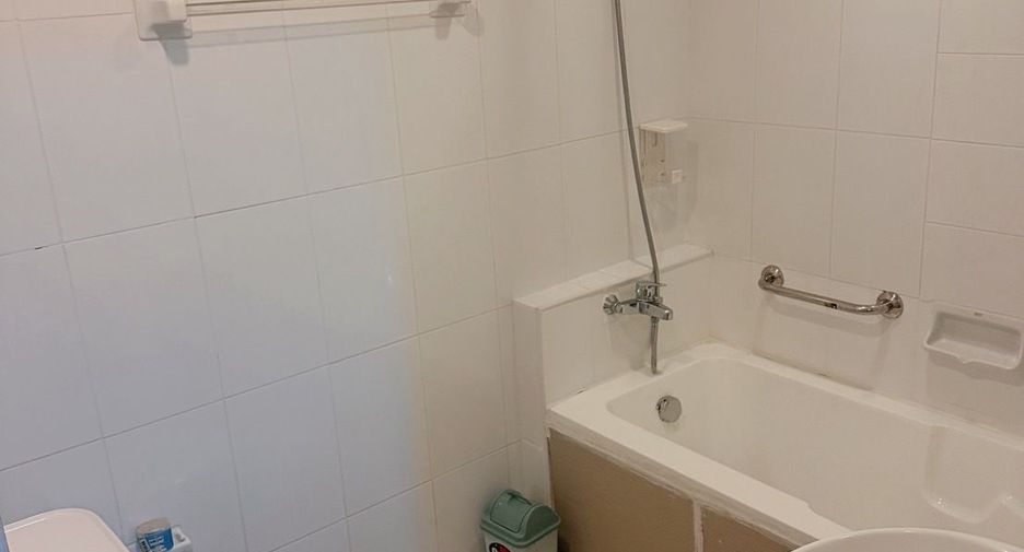 Wohnung zur Miete mit 2 Zimmer in Khlong Toei, Bangkok