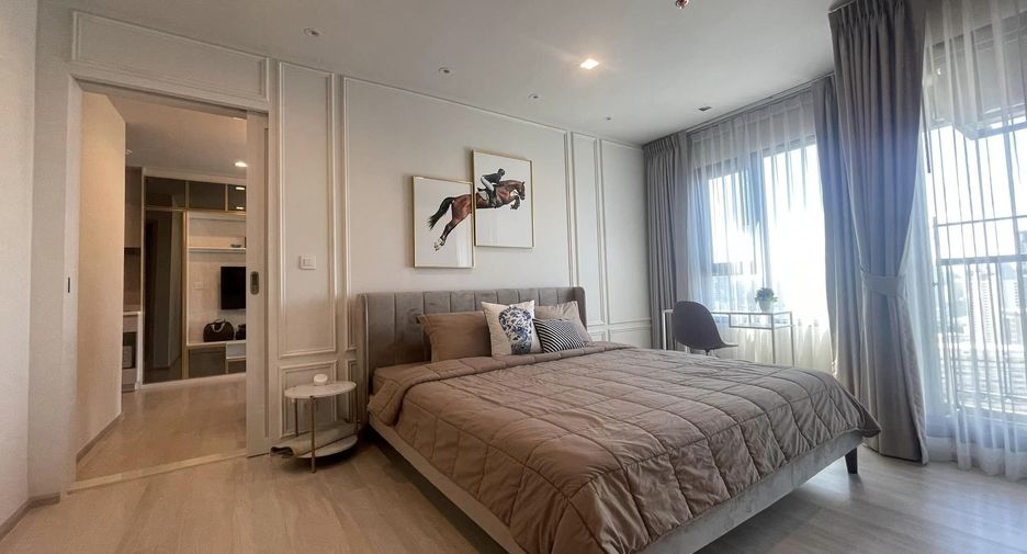 For rent 2 bedrooms condo in Pathum Wan, Bangkok
