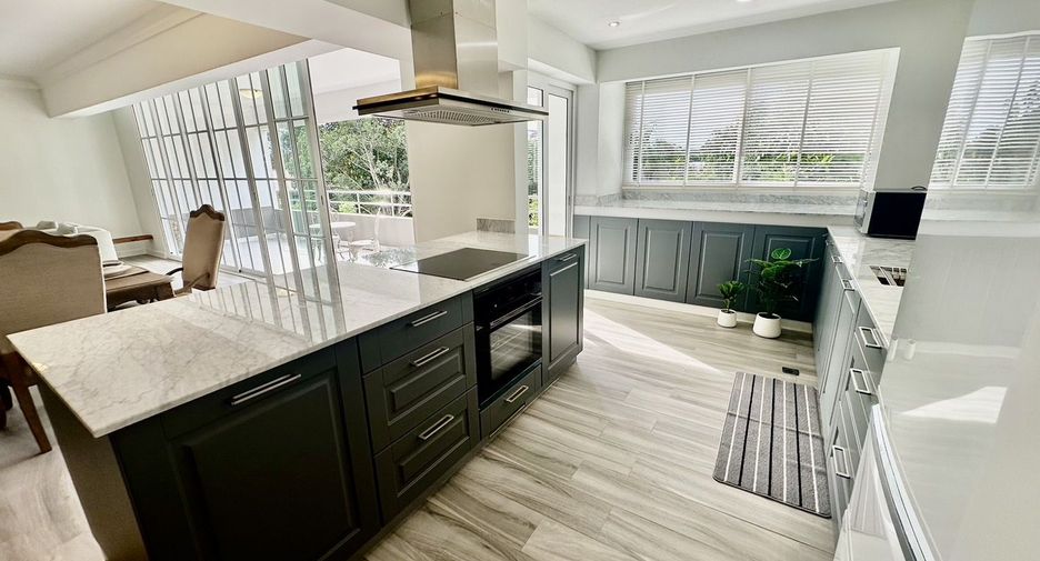 For sale 4 bedrooms condo in Hua Hin, Prachuap Khiri Khan
