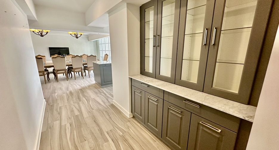 For sale 4 bedrooms condo in Hua Hin, Prachuap Khiri Khan
