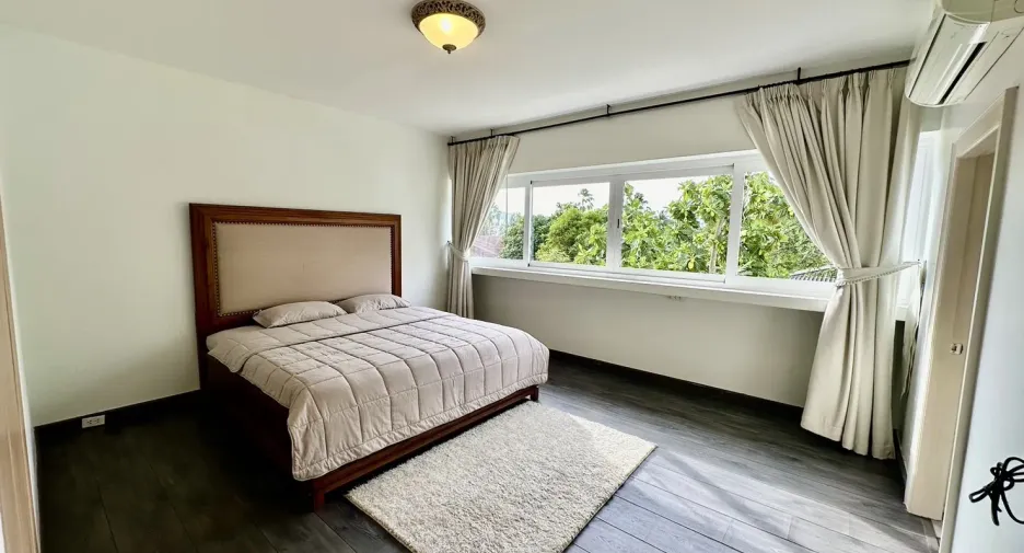 For sale 4 bedrooms condo in Hua Hin, Prachuap Khiri Khan