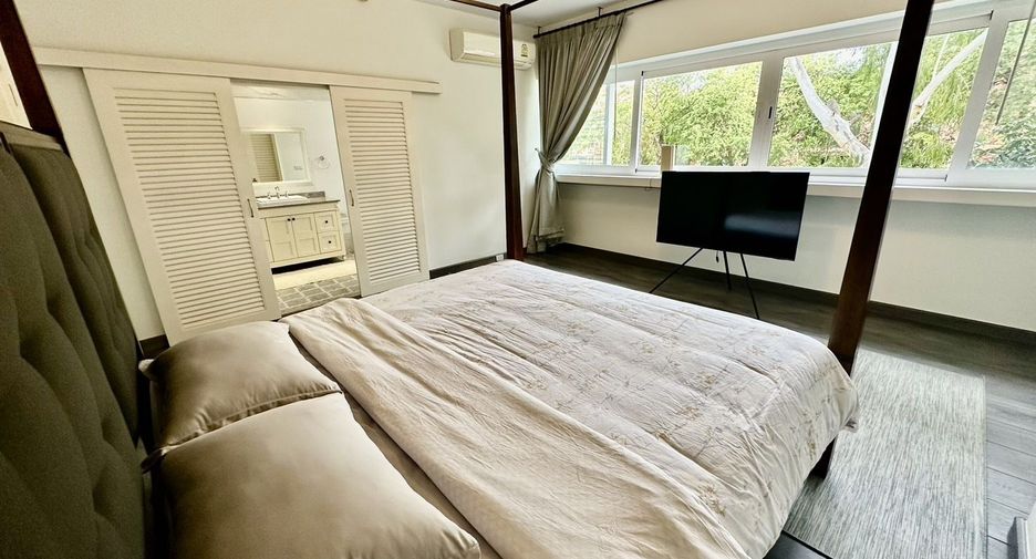 For sale 4 bedrooms condo in Hua Hin, Prachuap Khiri Khan