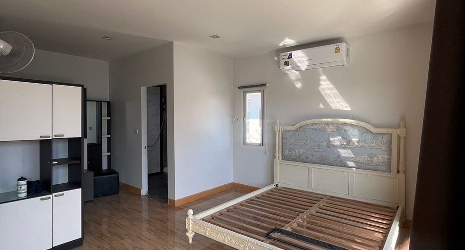 Casa en alquiler de 4 habitaciones en Prawet, Bangkok