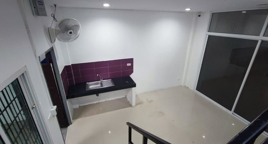 For sale and for rent 2 bedrooms townhouse in Thalang, Phuket