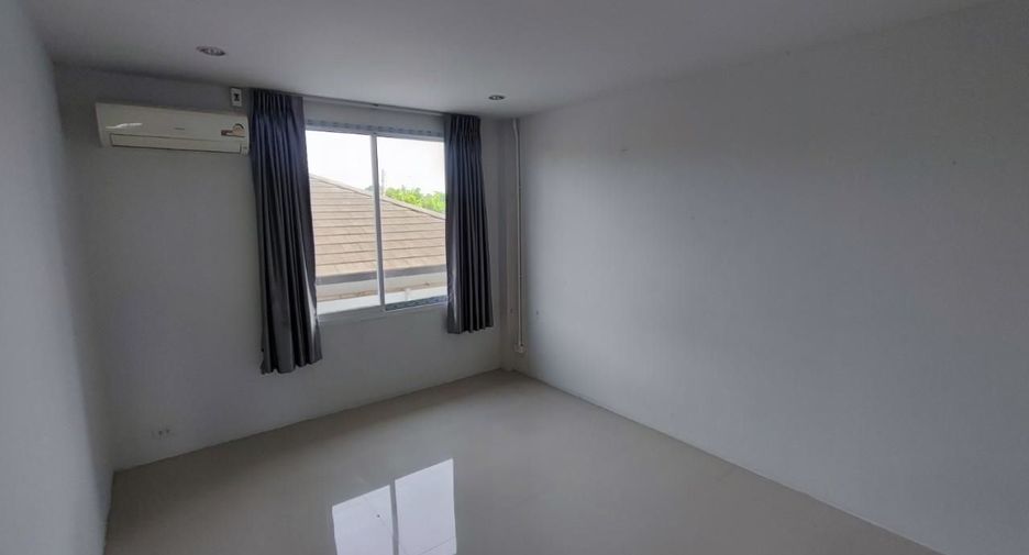 For sale and for rent 2 bedrooms townhouse in Thalang, Phuket