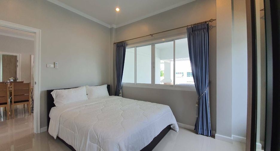 For sale 3 bedrooms house in Cha Am, Phetchaburi