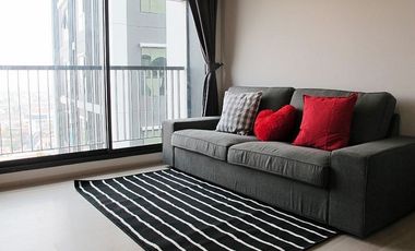 Condo en alquiler de 1 habitaciones en Khlong Toei, Bangkok