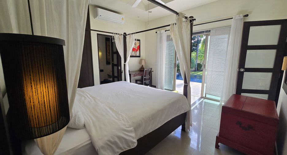 For sale 3 bedrooms villa in Mueang Phuket, Phuket