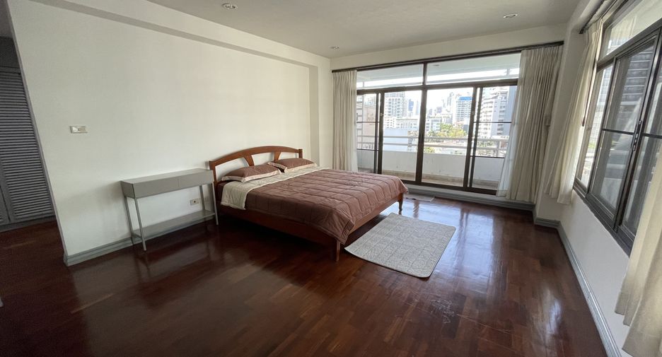 Apartment zur Miete mit 4 Zimmer in Watthana, Bangkok
