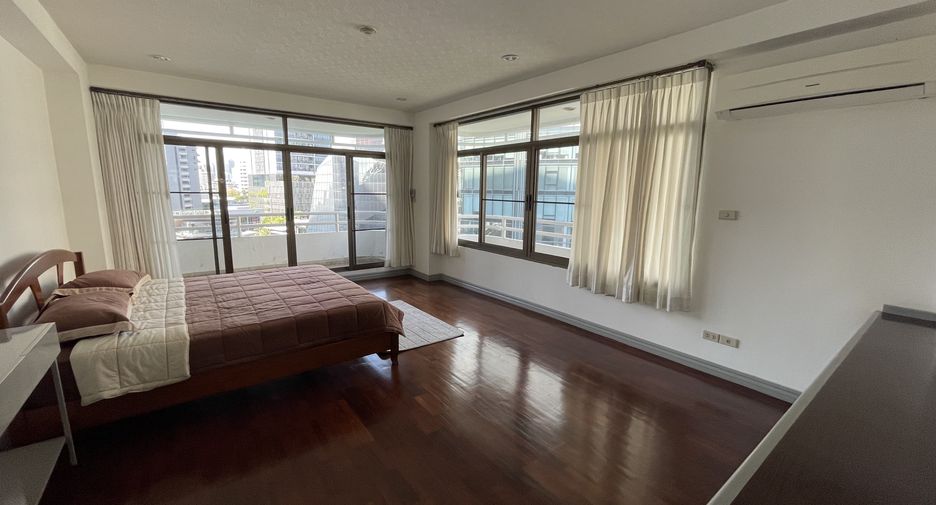 Apartment zur Miete mit 4 Zimmer in Watthana, Bangkok