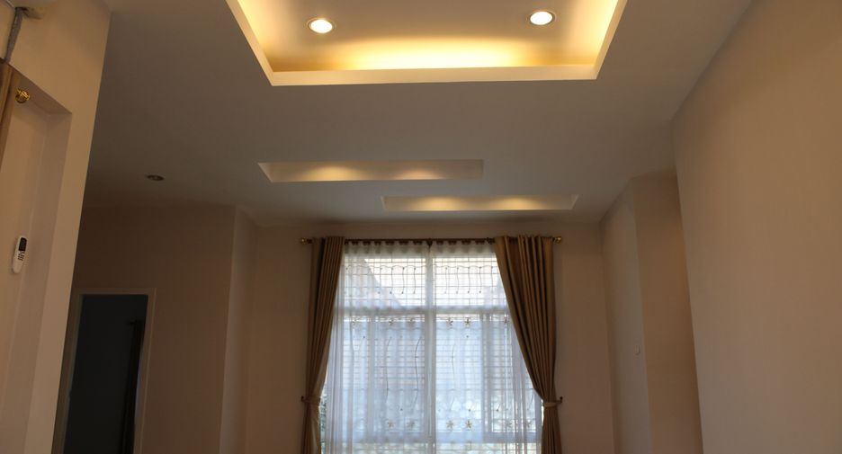 For sale 3 bedrooms house in Bang Lamung, Chonburi