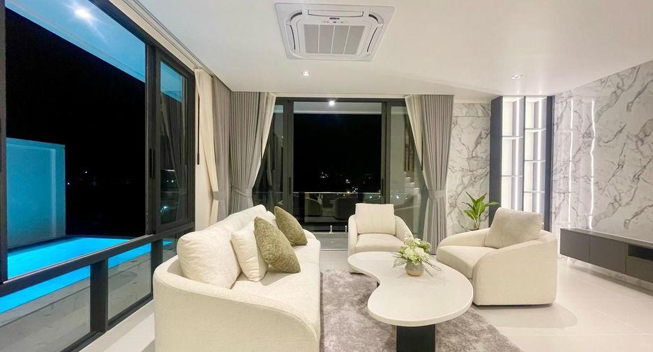 For sale 3 bedrooms villa in Mueang Phuket, Phuket