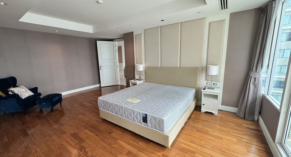 ให้เช่า 4 ห้องนอน คอนโด ใน คลองเตย, กรุงเทพฯ