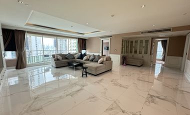 For rent 4 bedrooms condo in Khlong Toei, Bangkok
