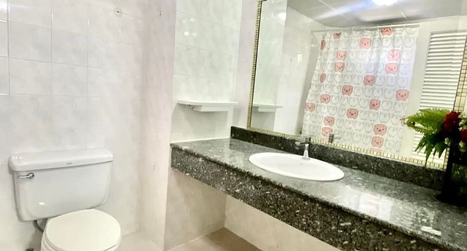 For rent 1 bed condo in Watthana, Bangkok