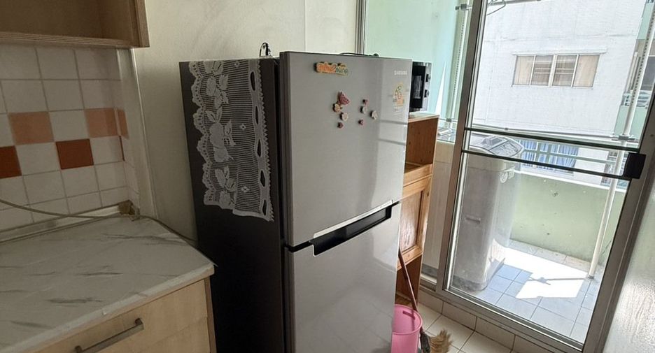 For rent 2 bedrooms condo in Suan Luang, Bangkok
