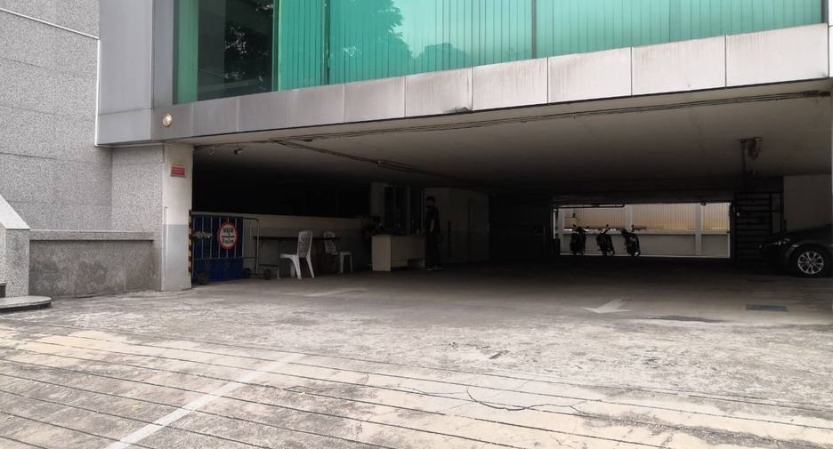 Oficina en venta en Yan Nawa, Bangkok