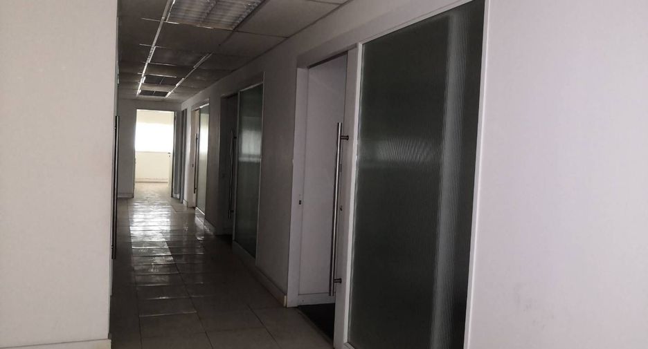 Oficina en venta en Yan Nawa, Bangkok