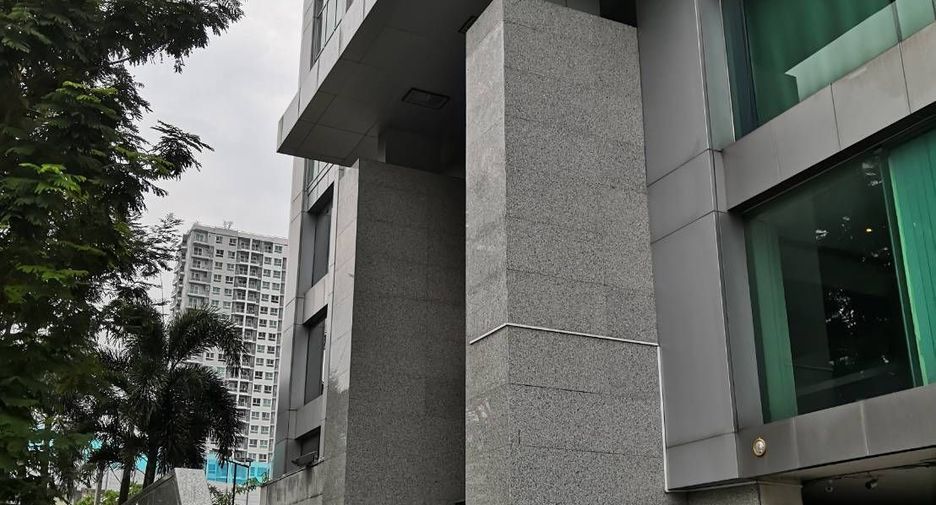 Oficina en venta en Yan Nawa, Bangkok